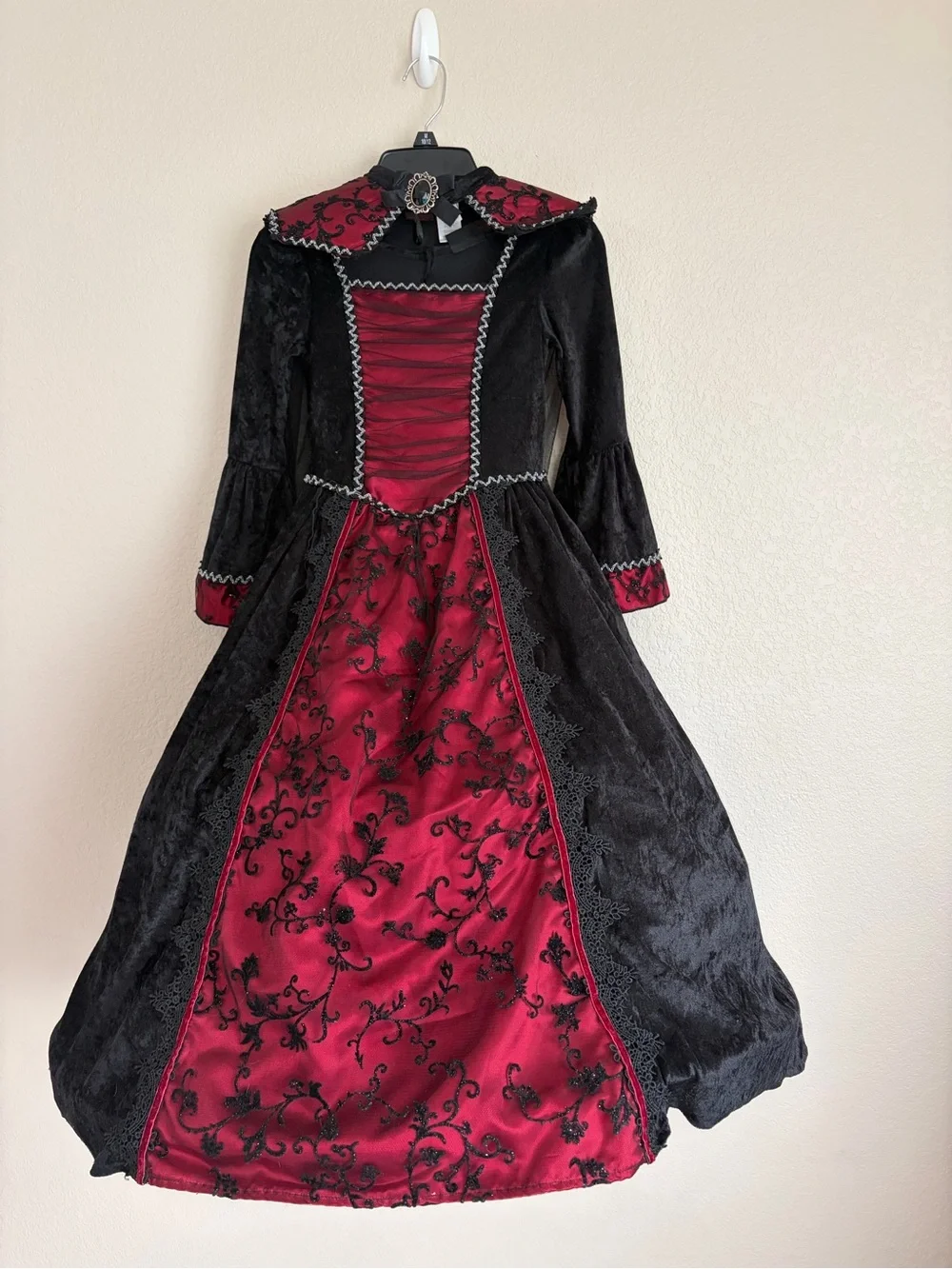 Girls' Black and Burgundy Gothic Vampire Costume Dress